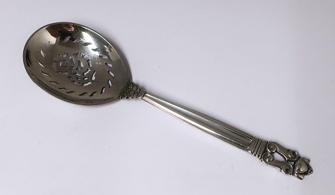 Georg Jensen. Sølv (925). Konge. Strøske. Længde 17 cm.