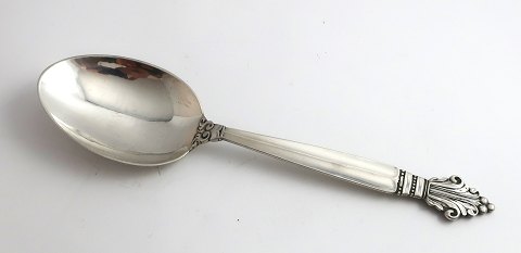 Dronning. Sølvbestik (925). Georg Jensen. Serveringsske. Længde 22,5 cm. 
Produceret 1933-1945.