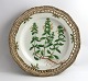 Royal Copenhagen. Flora danica Tallerken. Diameter 25 cm. (3553). ( 1 sortering 
). Produceret før 1923. Stachys annuus L